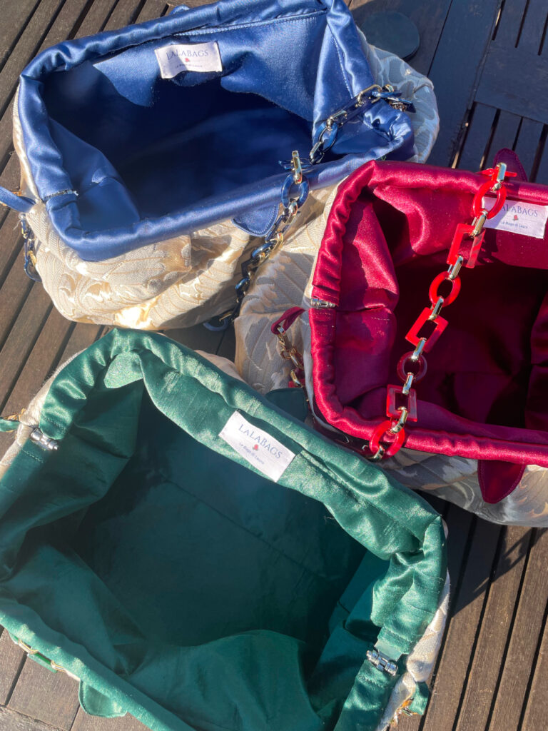 Borsa a mano in broccato e raso a contrasto