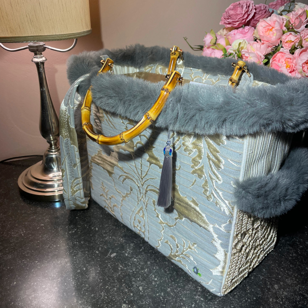 Lalabags in broccato con bordura in pelliccia sintetica